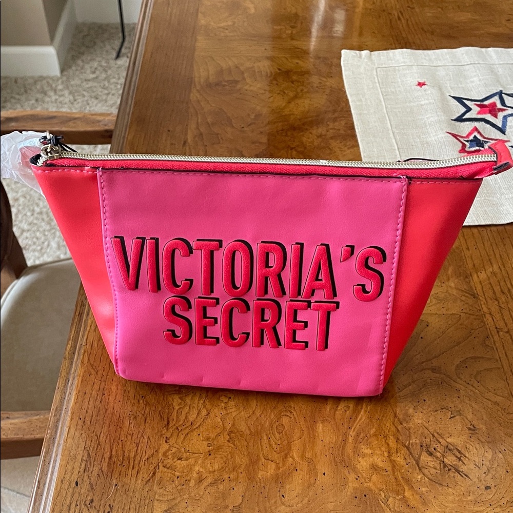 NWT Victoria's Secret Bold Pink Cosmetic Case with zipper
